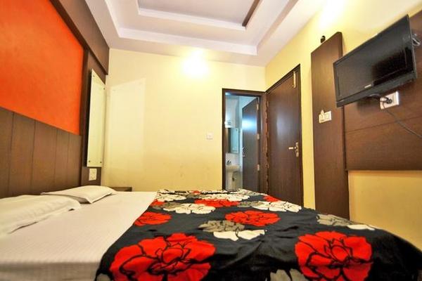 Hotel Golden Wings